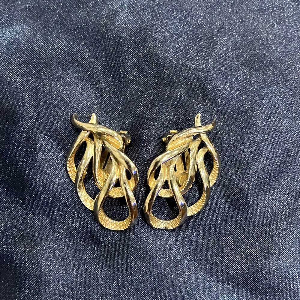 Vintage clip on earrings